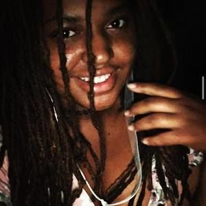 Meet your Posher, Ebony